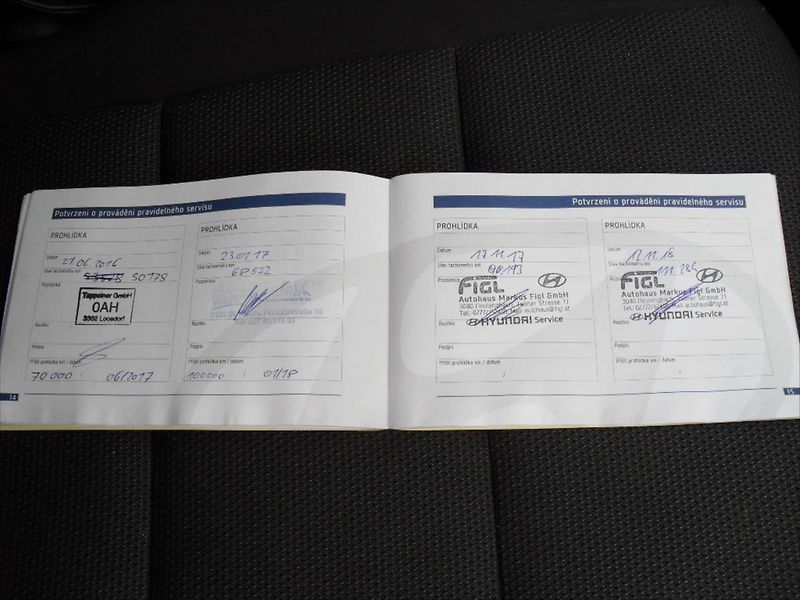 Hyundai Santa Fe 2,2 CRDi Premium 4WD Manuál!! - fotka 31 z 34