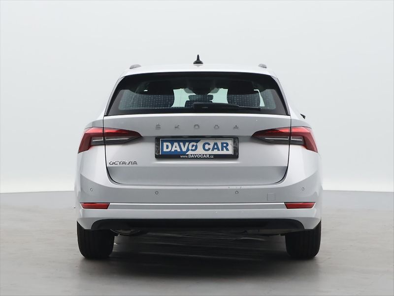 Škoda Octavia 2,0 TDI 85kW Ambition CZ DPH - fotka 6 z 25