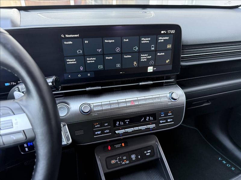 Hyundai Kona Power 65kWh  Style Premium - fotka 18 z 29