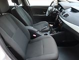 Renault Fluence (2012) 1.6 16V, po STK, jezdí výborně - náhled 9