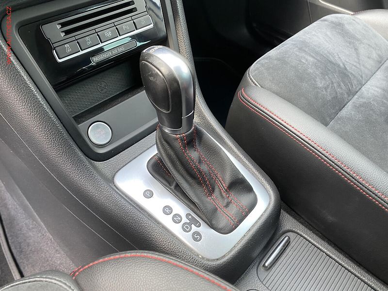 Seat Alhambra (2020) 2.0 TDi, FR-line, DSG, LED - fotka 16 z 18