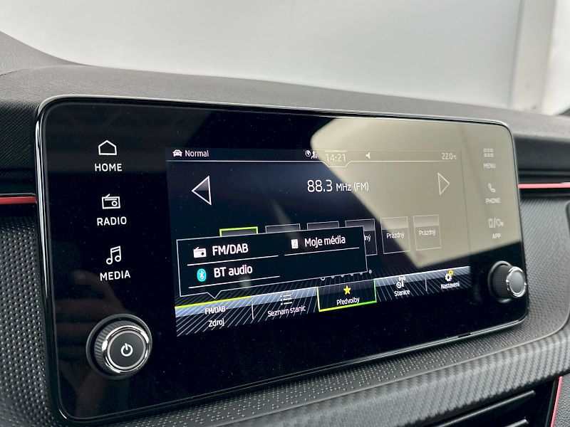 Škoda Kamiq (2025) DSG 1.0TSI 85kW Monte Carlo - fotka 16 z 33