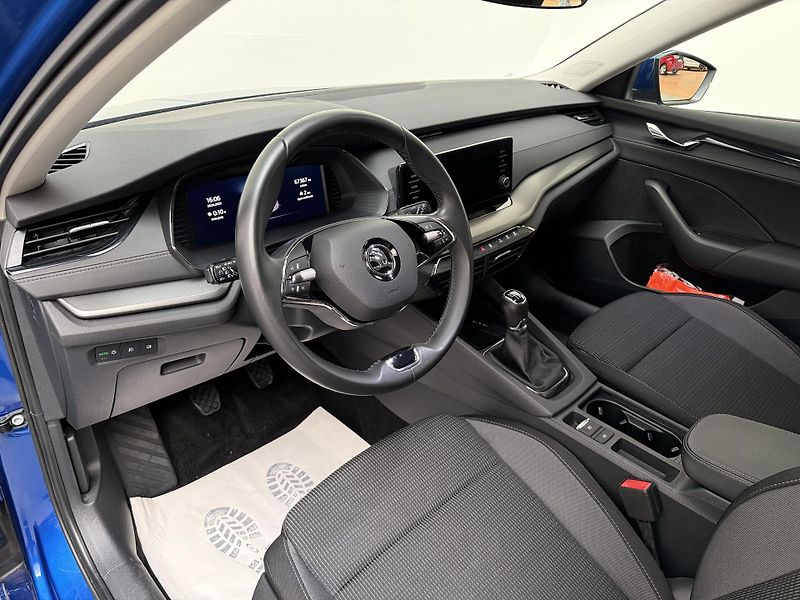 Škoda Octavia 2.0 TDI 85kW Ambition Combi - fotka 5 z 11