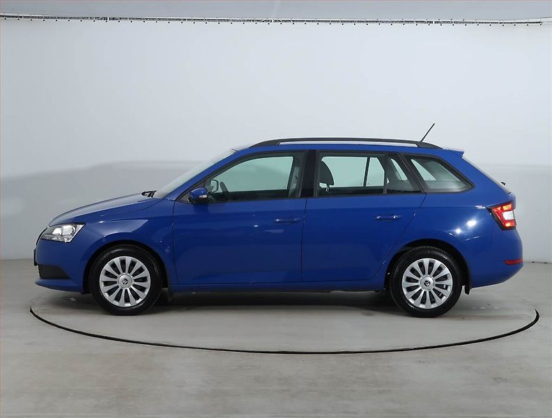 Škoda Fabia (2021) 1.0 TSI, Serv.kniha - fotka 3 z 16