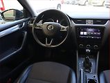 Škoda Octavia (2017) 2.0 TDI, Automat, Navi - náhled 7