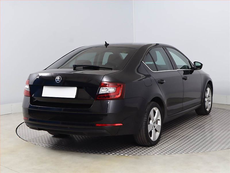 Škoda Octavia (2017) Style 1.4 TSI CNG, Serv.kniha - fotka 5 z 18