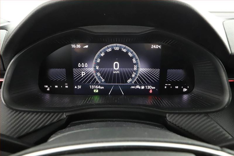 Škoda Kamiq (2025) 1.5 TSI, MONTE CARLO, AUTOMAT - fotka 10 z 17