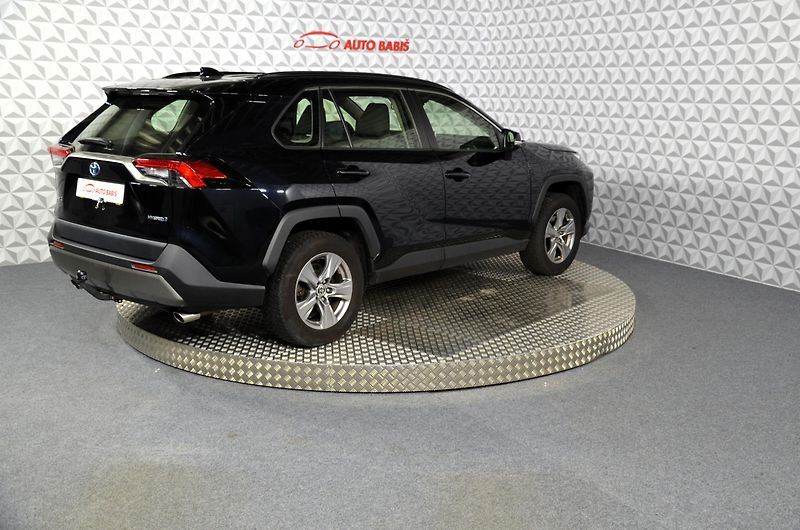 Toyota RAV4 (2022) 2.5 Hybrid Comfort 4WD e-CVT - fotka 5 z 19