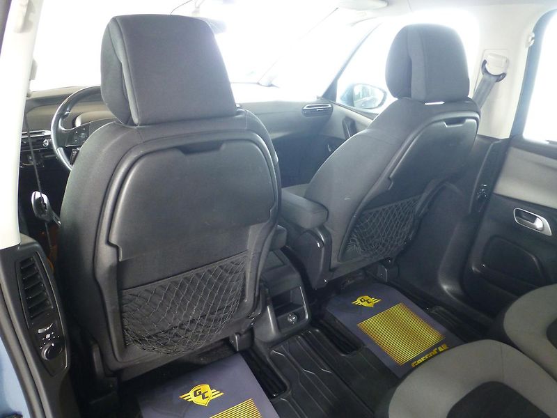 Citroën Grand C4 Picasso (2014) 1,6HDI*DIGI*NAV*ALU**KAMERA*7M - fotka 19 z 30