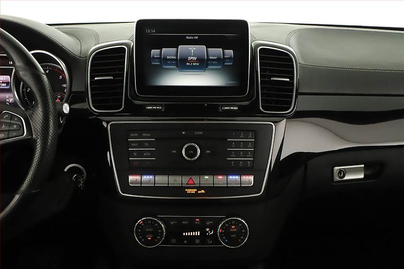 Mercedes-Benz GLE (2016) 350 d - fotka 11 z 19
