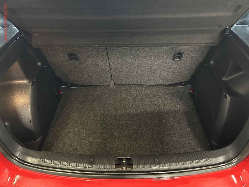 Škoda Fabia (2014) 1.6 TDi, navi, AC - fotka 7 z 15