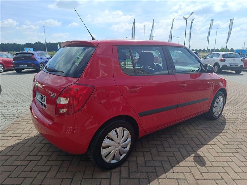 Škoda Fabia 1,2 HTP Ambition STÁLE U NÁS - fotka 5 z 17