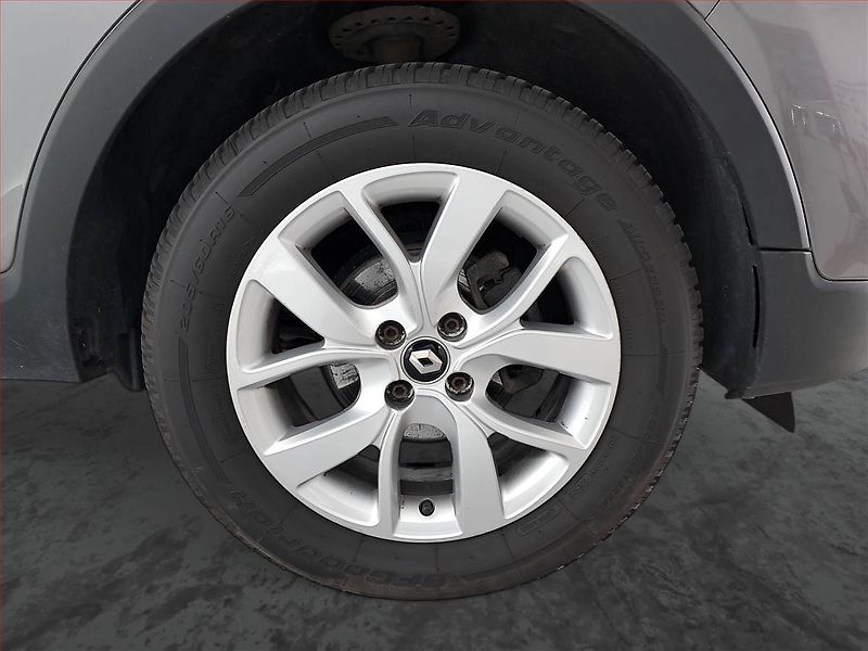 Renault Captur (2019) 0.9 TCe, Navi, Tempomat - fotka 15 z 17