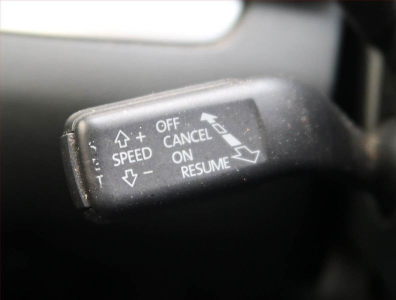 Volkswagen Sharan (2013) 2.0 TDI, Automat, Xenony - fotka 18 z 19