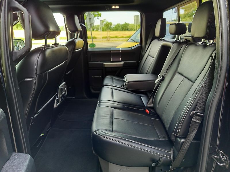 Ford F-150 Lariat FX4, u majitele - fotka 11 z 21