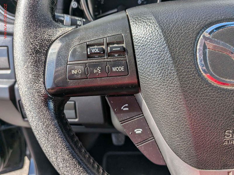Mazda 5 (2013) 1.8i, 1.maj, Klima - fotka 13 z 17
