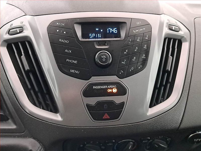 Ford Transit Custom (2015) Trend 2.2 TDCI, Bus, 9Míst, ČR - fotka 12 z 17