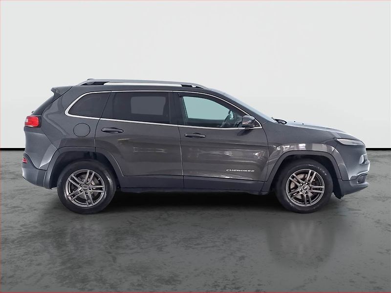 Jeep Cherokee (2016) 2.0 MultiJet, Navi, Tempomat - fotka 6 z 19
