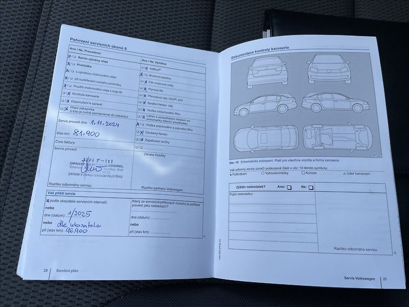 Volkswagen Golf 1,2 TSI 77KW DSG,ČR.1.MAJ. - fotka 32 z 33
