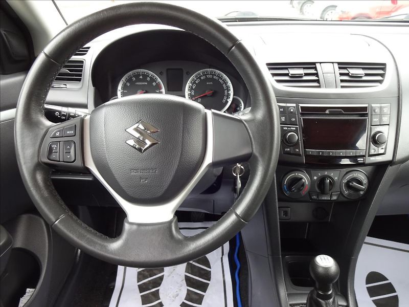 Suzuki Swift 1.2i16V NOVÉ ROZVODY - fotka 32 z 47
