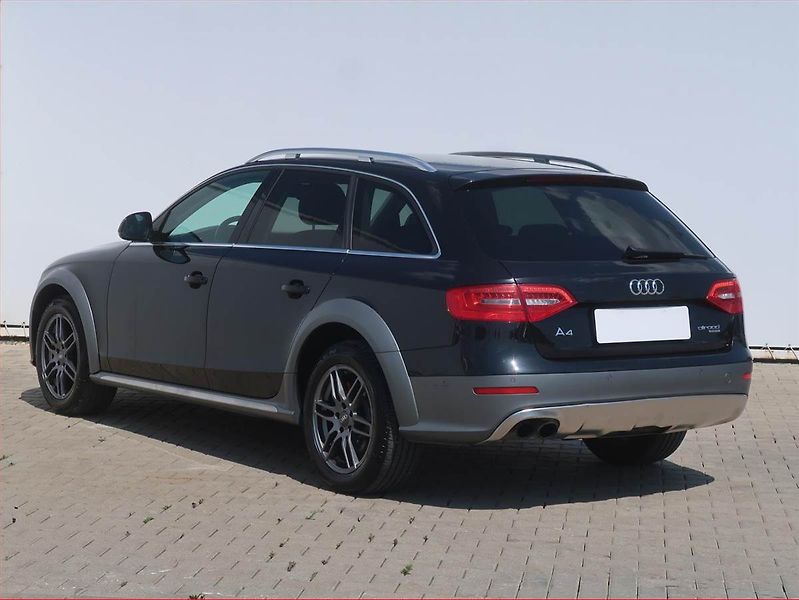 Audi A4 Allroad (2014) 2.0 TDI, 4X4, Automat - fotka 4 z 17