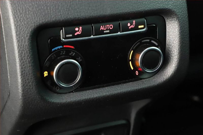 Seat Alhambra (2020) 2.0 TDI - fotka 15 z 21