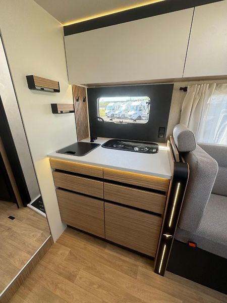 Pilote (2026) G740FGJ Expression - fotka 17 z 34