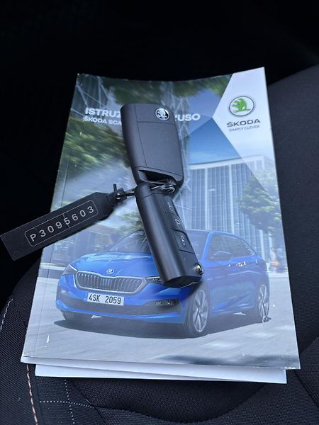 Škoda Scala (2023) 1.0/ACC/P.SENZORY/BEZ NEHODY - fotka 24 z 24