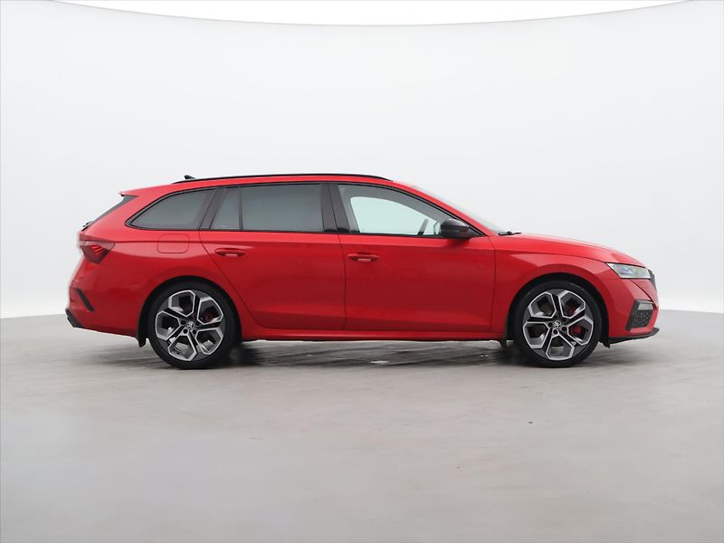 Škoda Octavia 2,0 TSI 180kW DSG CZ RS LED - fotka 8 z 31