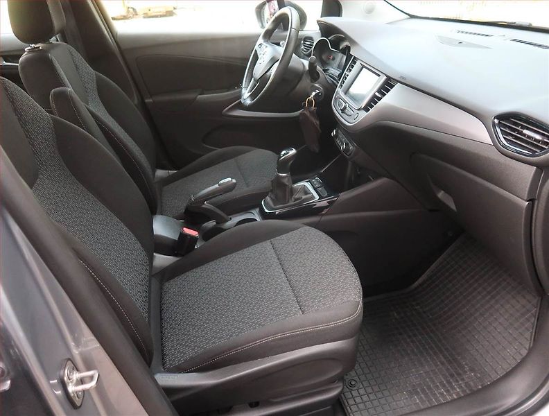 Opel Crossland X (2022) 1.2, Serv.kniha, Tempomat - fotka 9 z 16