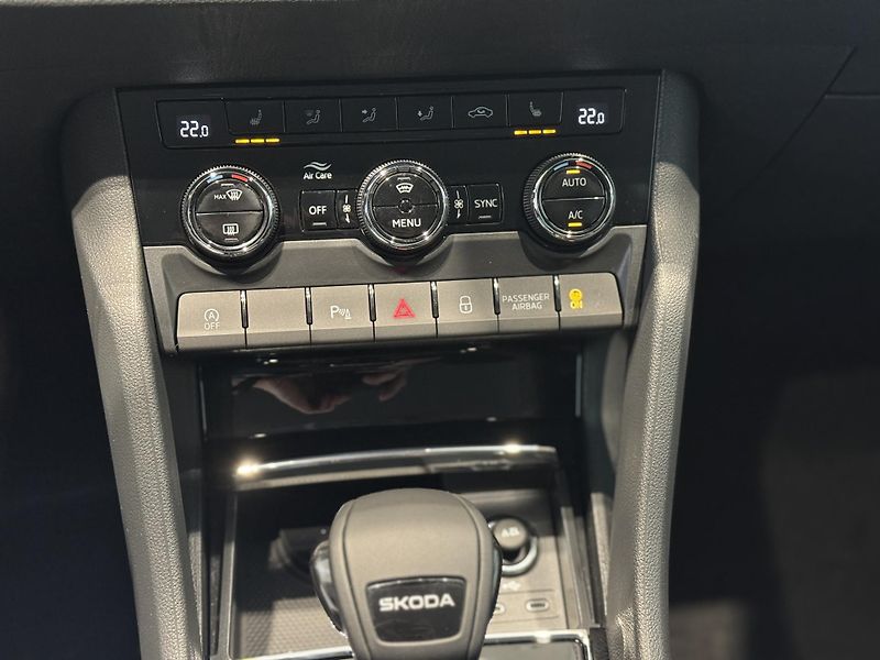 Škoda Karoq (2026) Clasic 1.5 TSI 110 kW DSG - fotka 17 z 25