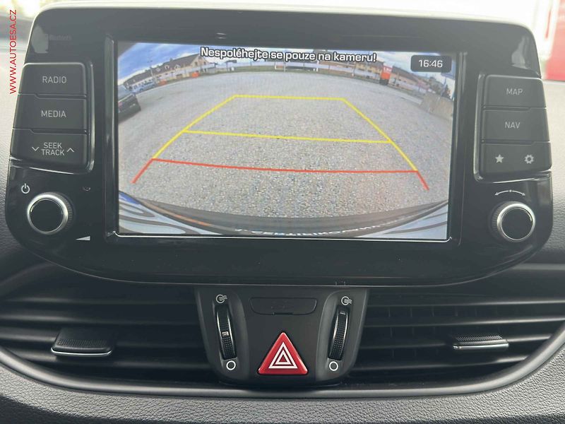 Hyundai i30 (2019) 1.4i, 1.maj,ČR, servis.kniha - fotka 15 z 20