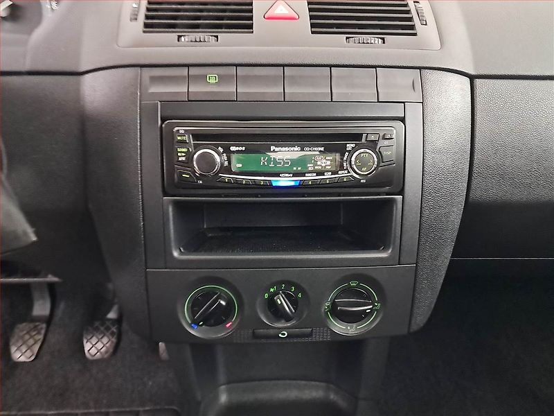 Škoda Fabia (2006) 1.4 16V, po STK, Tažné - fotka 12 z 13