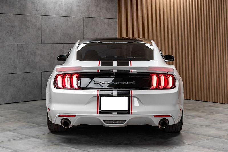 Ford Mustang RS 3.7 V6 227kW *ROUSH*KAMERA* - fotka 5 z 42