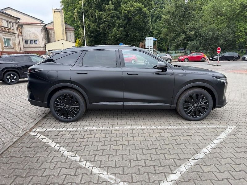 Omoda 9 Premium 1.5 PHEV AWD AT, SKLAD - fotka 4 z 31