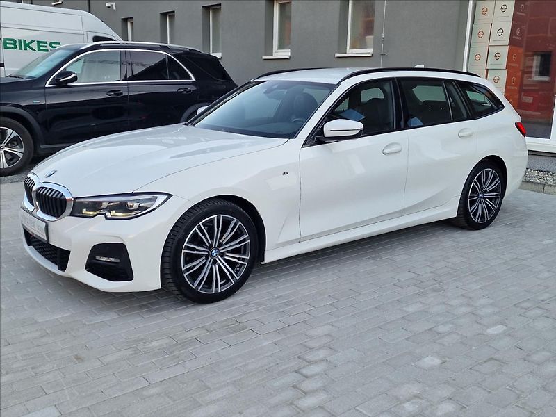 BMW Řada 3 320d xDrive,M Sport,ČR,1.Maj. - fotka 6 z 50