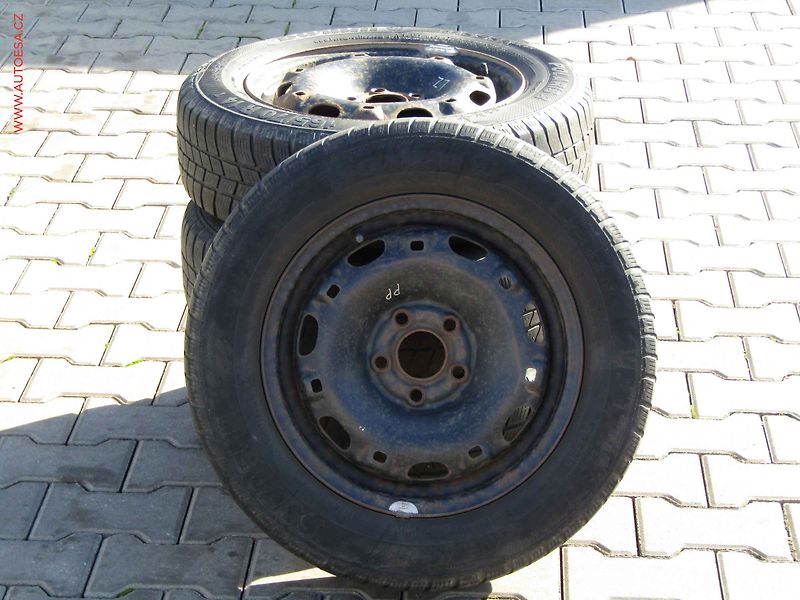 Škoda Fabia (2002) 1.4 MPi, ČR, STK8/28 - fotka 15 z 16