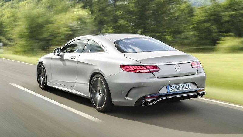 Mercedes-Benz třídy S Kabriolet.