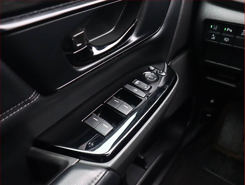Honda CR-V (2021) 2.0i-MMD HEV - fotka 18 z 19