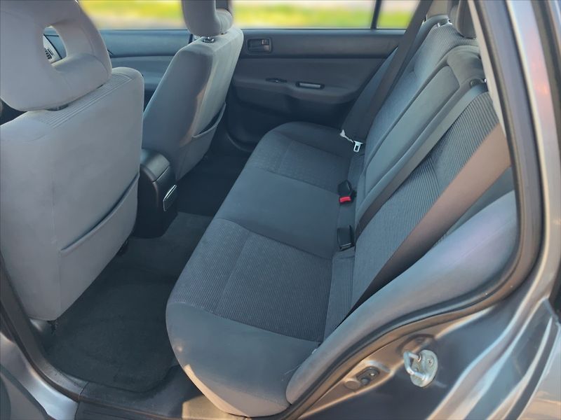 Mitsubishi Lancer 1,6 i - fotka 7 z 11