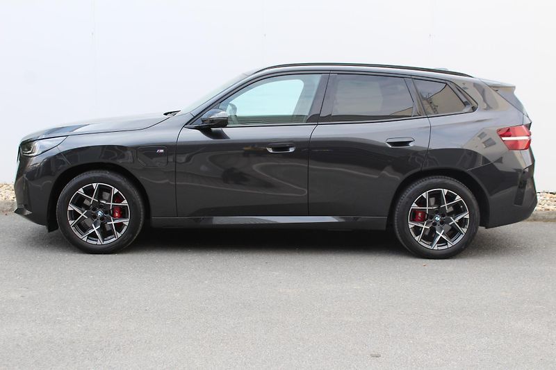 BMW X3 30e xDrive - fotka 9 z 27