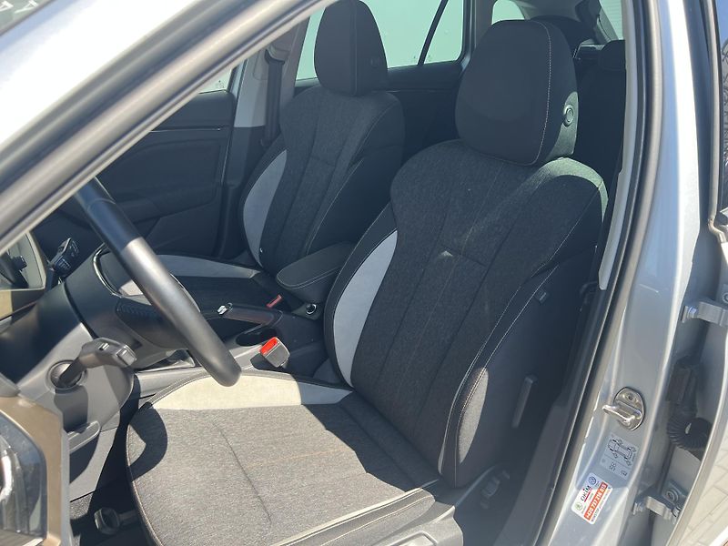 Škoda Scala (2021) 1,5TSi 110kW STYLE - fotka 12 z 34
