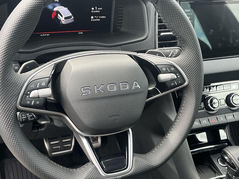 Škoda Karoq (2026) 1,5 TSI 110 KW DSG Sportline - fotka 22 z 28