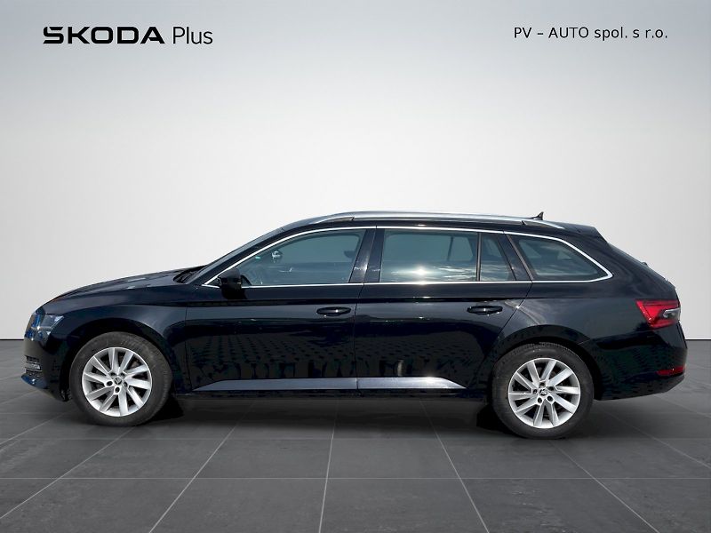 Škoda Superb (2021) 2.0 TDI 147 kW DSG 4x4 Style P - fotka 3 z 35