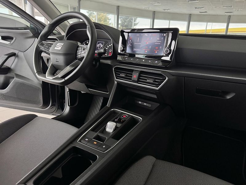 Seat Leon 1,0eTSI DSG*STYLE*Kamera*DPH - fotka 14 z 34