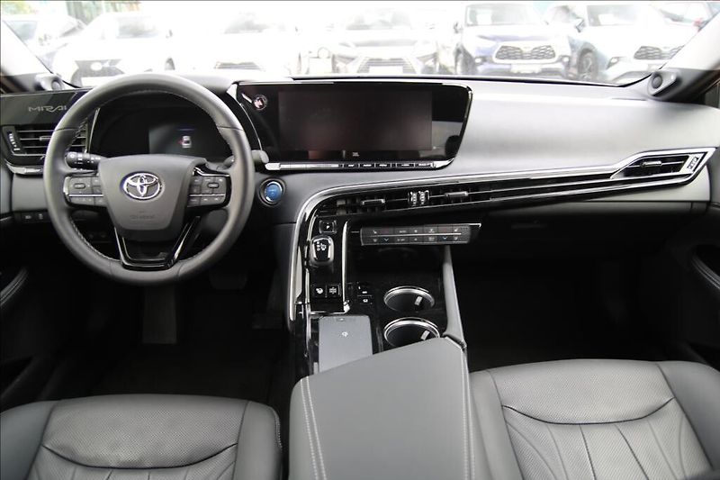Toyota Mirai ZLEVNĚNO 0,0 FCEV  Excecutive - fotka 9 z 43