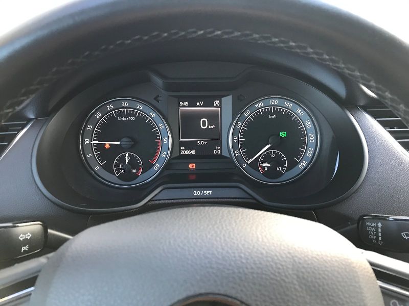 Škoda Octavia (2015) Laurin & Klement  2,0 TDI DSG - fotka 8 z 28