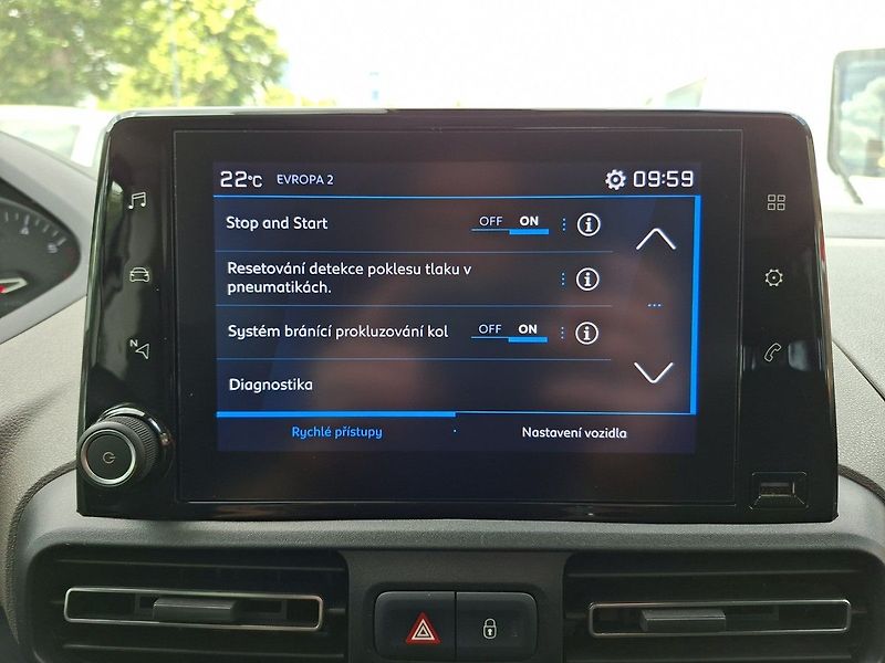 Peugeot Rifter ACTIVE 1.2 PT 110k M6 - fotka 19 z 22