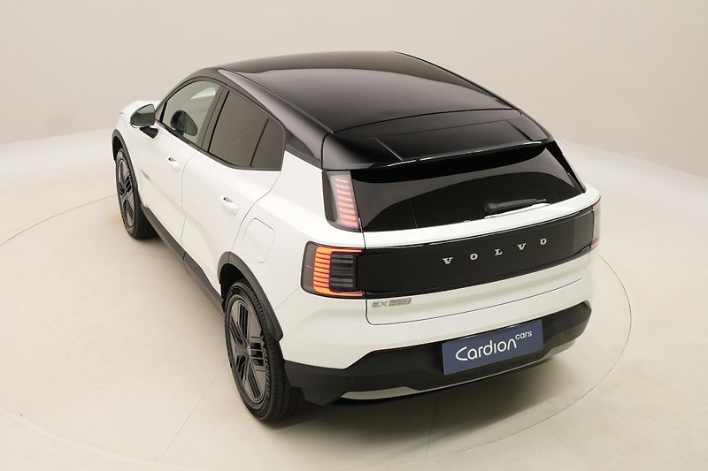Volvo EX30 (2026) CROSS COUNTRY P5 LONG R. PLUS - fotka 17 z 69