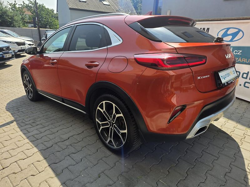 Kia XCeed 1.5-NAVI-KAMERA-V ZÁRUCE - fotka 12 z 24